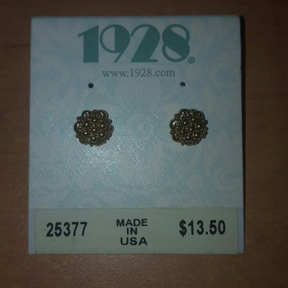 1928 Jewelry - Earrings